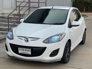 mazda2 groove (MT) 2012