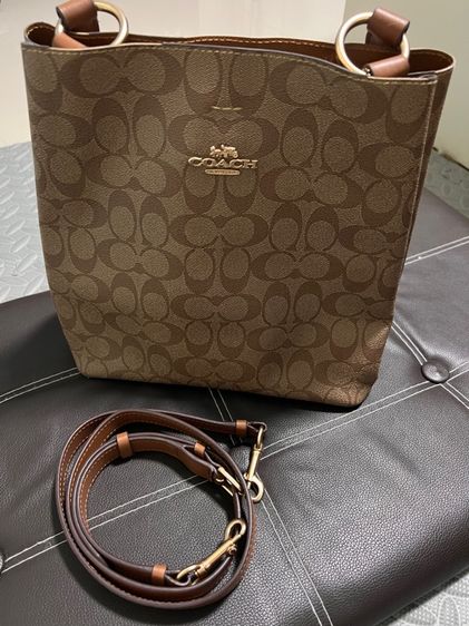 coach รูปที่ 2