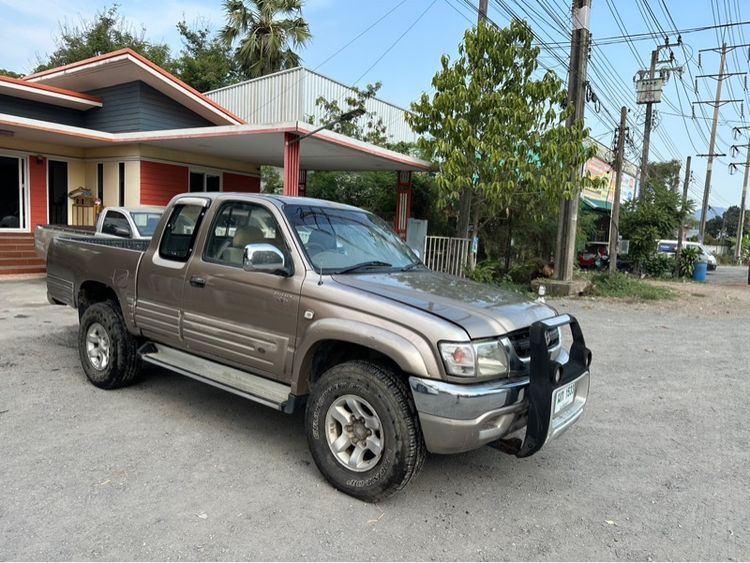 Toyota Hilux Tiger D4D 2004 รุ่นย่อยอื่นๆ Pickup ดีเซล ไม่ติดแก๊ส เกียร์อัตโนมัติ น้ำตาล รูปที่ 4