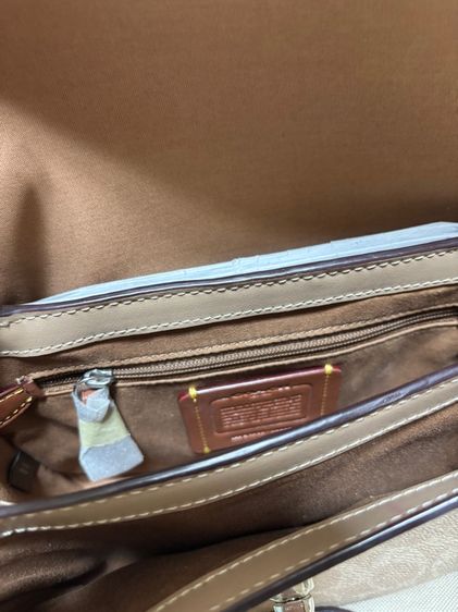 COACH รูปที่ 2