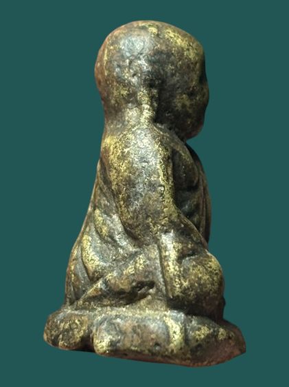 รูปหล่อหลวงพ่อเงินพิมพ์ขี้ตา   รูปที่ 3