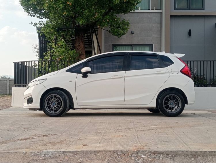 Honda Jazz 2020 1.5 S Sedan เบนซิน เกียร์อัตโนมัติ ขาว รูปที่ 2