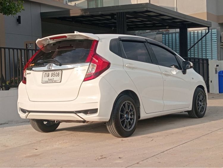 Honda Jazz 2020 1.5 S Sedan เบนซิน เกียร์อัตโนมัติ ขาว รูปที่ 4