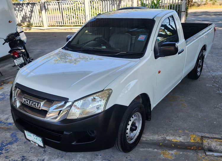 รถ Isuzu D-MAX 2.5 EX สี ขาว