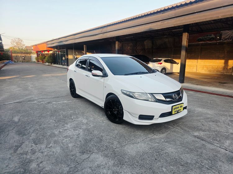 รถ Honda City 1.5 V i-VTEC Modulo สี ขาว