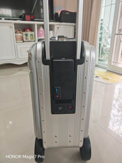 ขาย Airwheel SE3S กระเป๋าเดินทางไฟฟ้าขี่ได้ สภาพใหม่กริ๊บ รูปที่ 4
