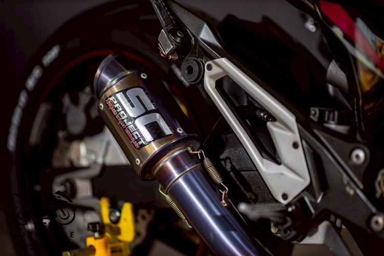 KAWASAKI Z800  2016 รูปที่ 11