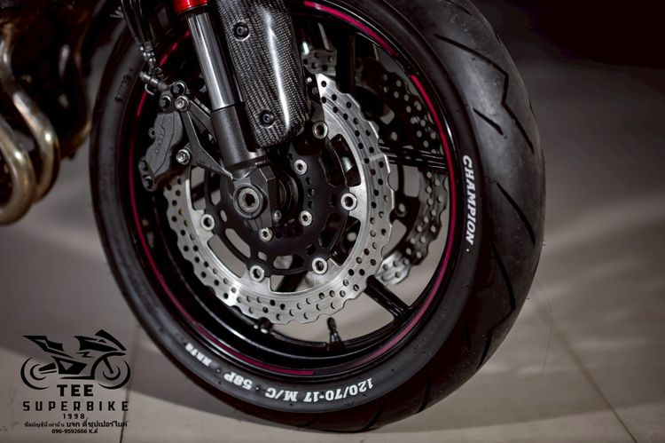 KAWASAKI Z800  2016 รูปที่ 9