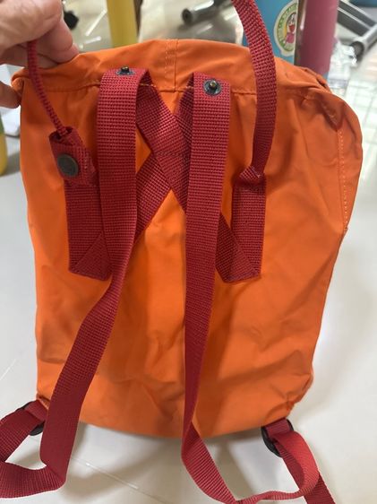 กระเป๋าเป้ สีส้ม มือ 2  รูปที่ 2