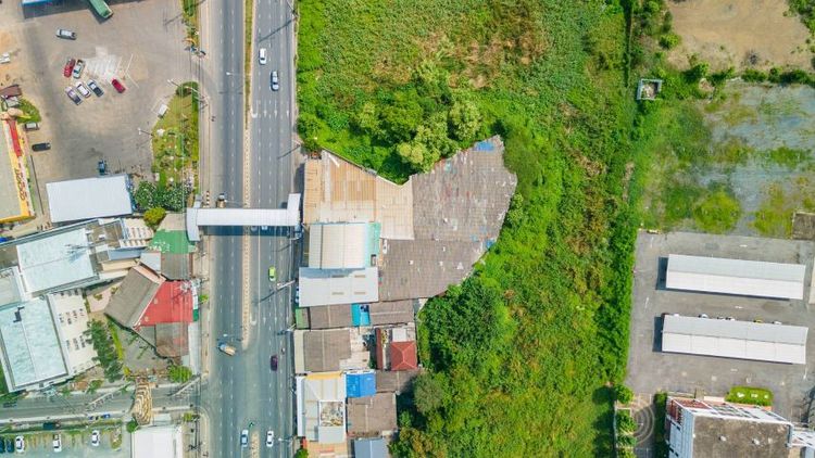 ใช่ ขายตึก4.5 ชั้น ใกล้ตลาด ใกล้โรงเรียน ใกล้ปั๊มน้ำมัน ใกล้ธนาคาร ใกล้โรบินสันศรีสมาน ติดถนนใหญ่ ถนนติวานนท์ สนใจโทร 0657894642 รูปที่ 3