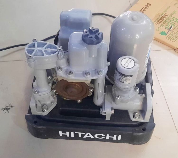 ปั๊มน้ำ HITACHI 
