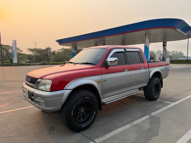 รถ Mitsubishi G-WAGON รุ่นย่อยอื่นๆ สี แดง
