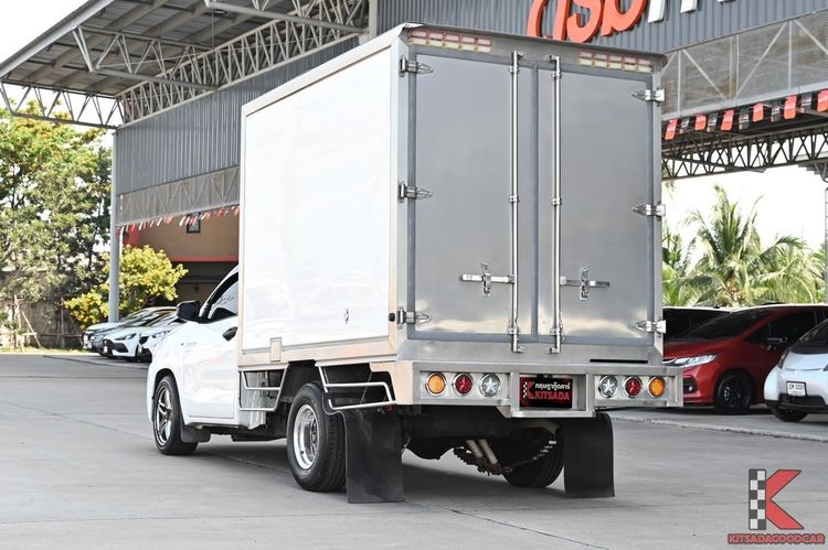 Toyota Hilux Revo 2025 2.4 Entry Pickup ดีเซล ไม่ติดแก๊ส เกียร์ธรรมดา ขาว รูปที่ 3