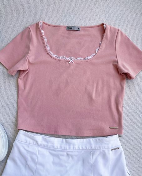 เสื้อยืดคอเหลี่ยมแต่งลูกไม้ CC-OO รูปที่ 2