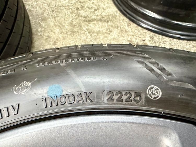 ล้อแม็ก HONDA ใส่ HRV ขอบ 18” ถอดป้ายแดง ยาง BRIDGESTONE 225-50R18 ปี 25 ครับหน้ายางยังอยู่ครบ  รูปที่ 9