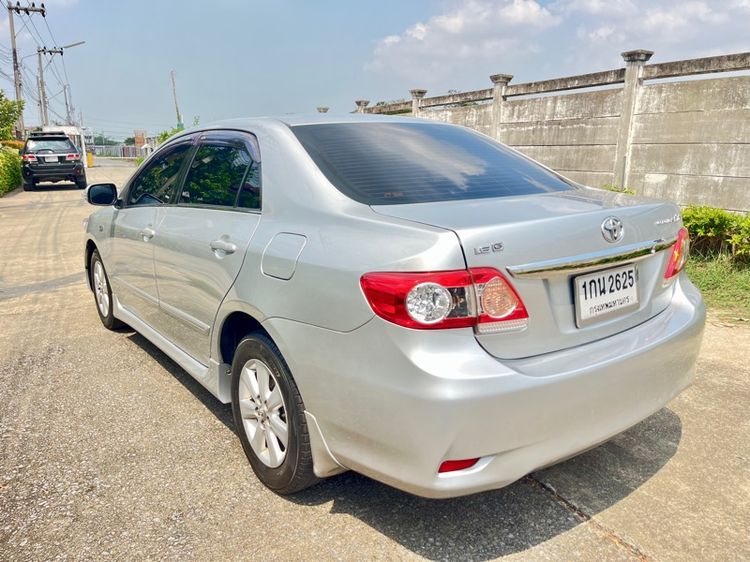 Toyota Corolla 2012 1.6 Sedan เบนซิน เกียร์อัตโนมัติ บรอนซ์เงิน รูปที่ 4