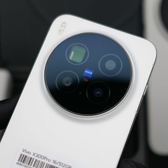 vivo X300Pro Ram 16 l 512GB ROM จีน ครบลกล่องสวยกริบ รูปที่ 4