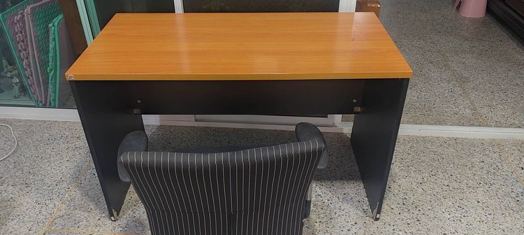 โต๊ะทำงาน ไม้ น้ำตาล โต๊ะ พร้อมเก้าอี้ สำนักงาน