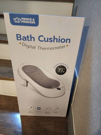 อุปกรณ์สำหรับเด็กและทารก ที่รองอาบน้ำเด็กพร้อมที่วัดอุณหภูมิในตัว