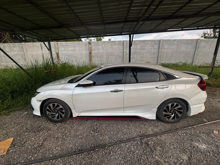 Honda Civic 2018 1.8 EL i-VTEC Sedan เบนซิน ไม่ติดแก๊ส เกียร์อัตโนมัติ ขาว รูปที่ 2
