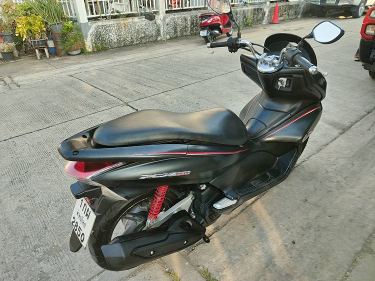 🛵ยังไงก็ขาย PCX 150 ปี 57 เครื่องดี สีสวย สตาร์ทมือ เล่มชุดโอนครบ+เปลี่ยนถ่ายน้ำมันเครื่องฟรี ส่งฟรี30 ก.ม รูปที่ 6