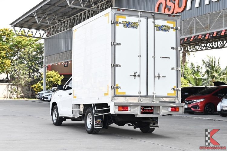 Toyota Hilux Revo 2025 2.4 Entry Pickup ดีเซล ไม่ติดแก๊ส เกียร์ธรรมดา ขาว รูปที่ 3