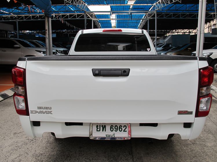 Isuzu D-MAX 2025 MaxForce Cab4 2.2 Ddi S Pickup ดีเซล ไม่ติดแก๊ส เกียร์ธรรมดา ขาว รูปที่ 4