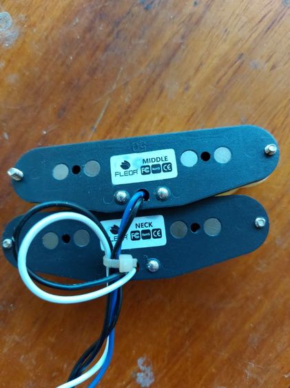 ปิคอัพกีต้าร์ single coil Alnico 5 (neck และ middle) รูปที่ 4