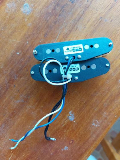 ปิคอัพกีต้าร์ single coil Alnico 5 (neck และ middle) รูปที่ 2