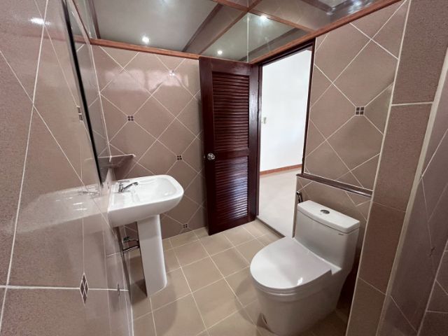 ตกแต่งครบ ขายบ้าน 3 นอนใกล้ ห้าง CK รูปที่ 2