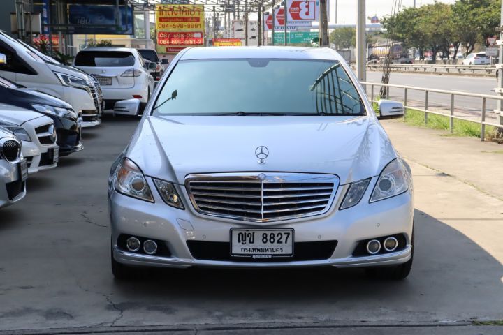 Mercedes-Benz E-Class 2011 E200 CGI Sedan เบนซิน เกียร์อัตโนมัติ บรอนซ์เงิน รูปที่ 4
