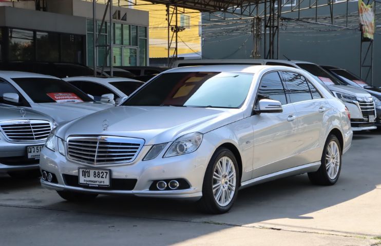 Mercedes-Benz E-Class 2011 E200 CGI Sedan เบนซิน เกียร์อัตโนมัติ บรอนซ์เงิน รูปที่ 2