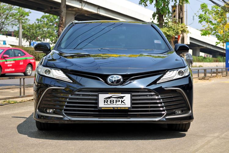 Toyota Camry 2022 2.5 Premium Sedan ไฮบริด ไม่ติดแก๊ส เกียร์อัตโนมัติ ดำ รูปที่ 3
