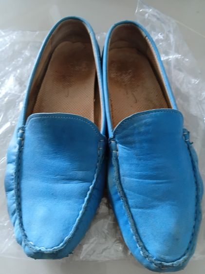 รองเท้าลำลองหนังแกะ