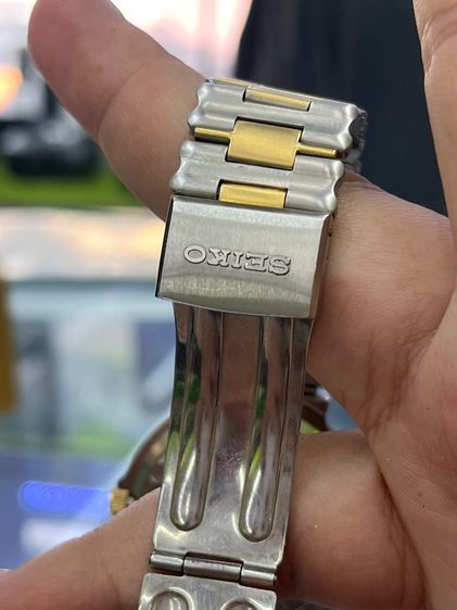 Seiko Sports 150 Quartz 5H23-6B80 Vintage Two-Tone Day-Date กันน้ํา 150m สายเดิม Seiko รูปที่ 5