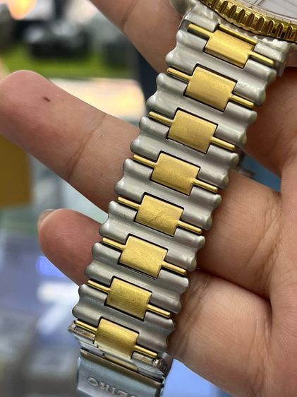 Seiko Sports 150 Quartz 5H23-6B80 Vintage Two-Tone Day-Date กันน้ํา 150m สายเดิม Seiko รูปที่ 2