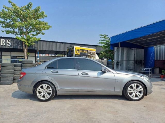 Mercedes-Benz C-Class 2012 C200 CGI Sedan เบนซิน ไม่ติดแก๊ส เกียร์อัตโนมัติ เทา รูปที่ 2