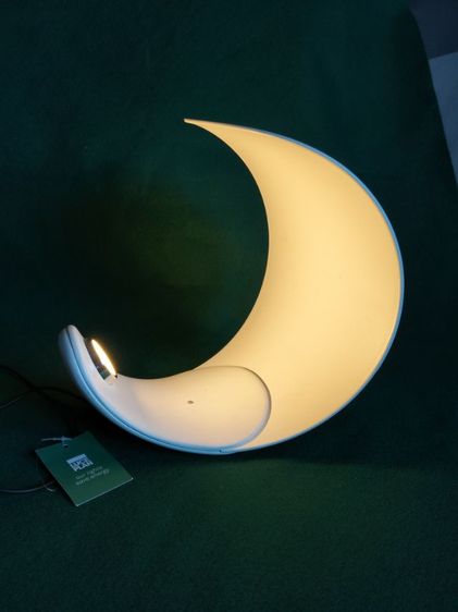 ขอขายโคมไฟตั้งโต๊ะระดับหรูหรายี่ห้อ Luce plan รุ่น Curl S.Bergne หายากหรูหราของแท้รูปทรงโค้งมนคล้ายพระจันทร์วัสดุอลูมิเนียมพิเศษคุณภาพสูง รูปที่ 9