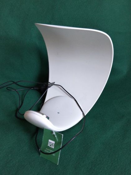 ขอขายโคมไฟตั้งโต๊ะระดับหรูหรายี่ห้อ Luce plan รุ่น Curl S.Bergne หายากหรูหราของแท้รูปทรงโค้งมนคล้ายพระจันทร์วัสดุอลูมิเนียมพิเศษคุณภาพสูง รูปที่ 4