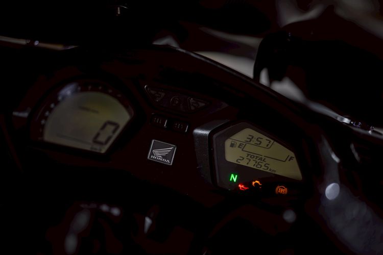 HONDA CBR650F 2013 รูปที่ 5