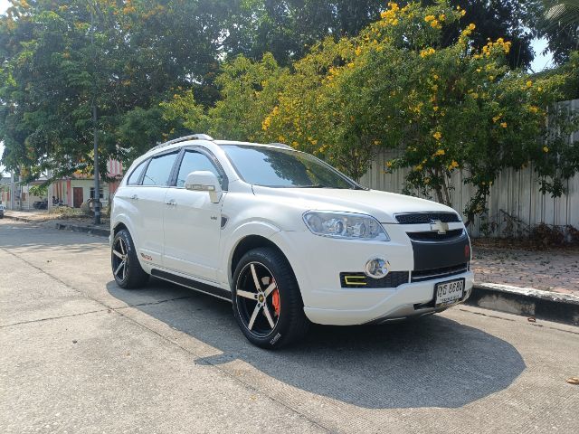 รถ Chevrolet Captiva 2.0 LTZ 4WD สี ขาว