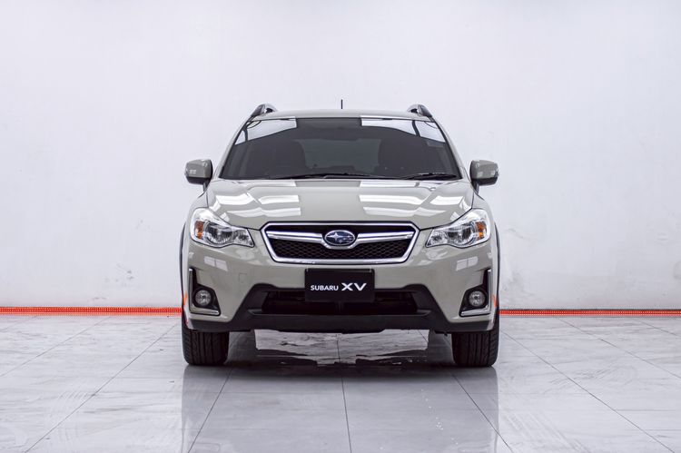 Subaru XV 2017 2.0 Crosstrek 4WD Utility-car เบนซิน ไม่ติดแก๊ส เกียร์อัตโนมัติ น้ำตาล รูปที่ 4