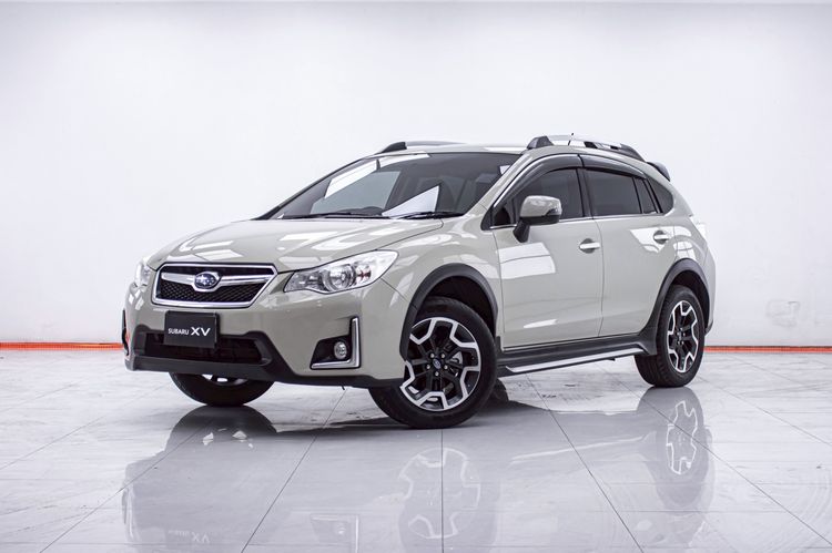 รถ Subaru XV 2.0 Crosstrek 4WD สี น้ำตาล