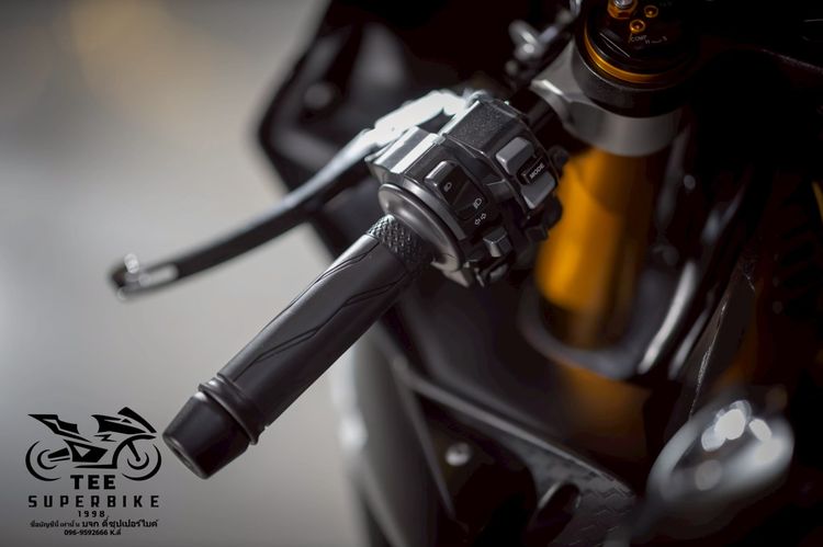 YAMAHA R1 2019 รถมือเดียวออกศูนย์ รูปที่ 10