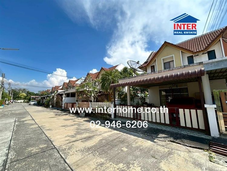 บ้านเเฝด 2 ชั้น 36.4 ตร.ว. หมู่บ้านเดอะคันทรีเมืองใหม่ ถนนพระยาสัจจา ถนนสุขุมวิท เมืองชลบุรี ชลบุรี รูปที่ 3