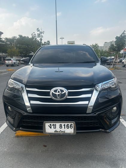 Toyota Fortuner 2016 2.8 TRD Sportivo 4WD Utility-car ดีเซล เกียร์อัตโนมัติ ดำ รูปที่ 3