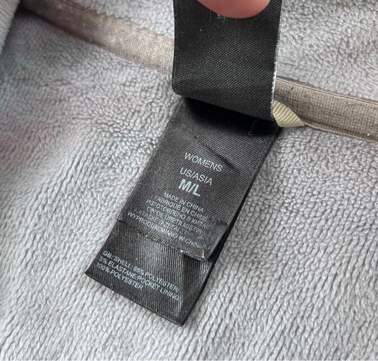 เสื้อ The north face รูปที่ 6