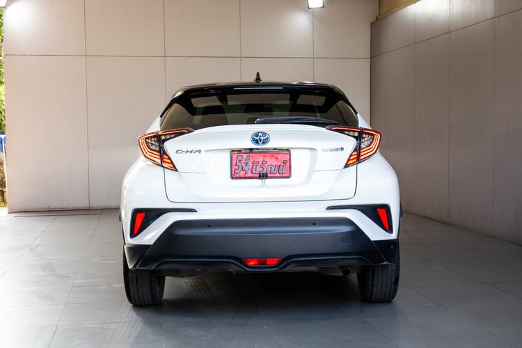 Toyota C-HR 2021 1.8 Hybrid Premium Safety Sedan ไฮบริด ไม่ติดแก๊ส เกียร์อัตโนมัติ ขาว รูปที่ 3