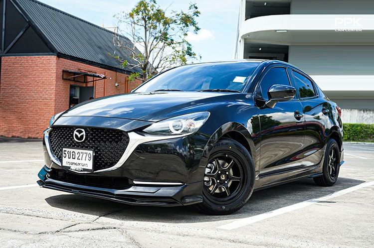 รถ Mazda Mazda 2 1.3 Skyactiv-G S Leather Sedan สี ดำ