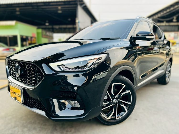 MG ZS 2023 1.5 V Sunroof Utility-car เบนซิน ไม่ติดแก๊ส เกียร์อัตโนมัติ ดำ รูปที่ 2
